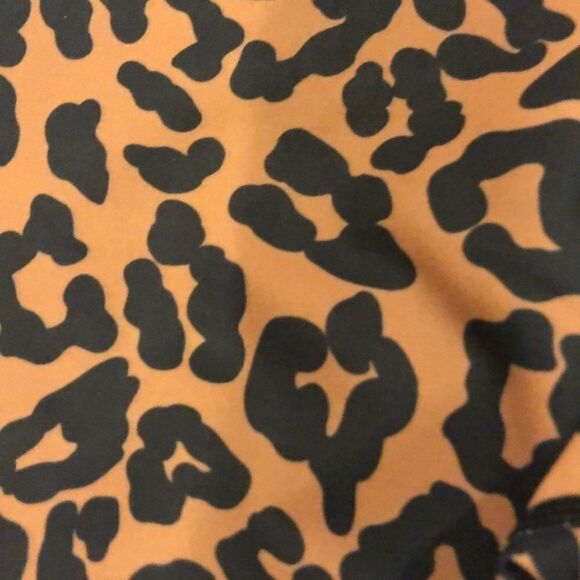 Beach Riot Piper Tan/Black Leopard Print Leggings - Picture 5 of 6